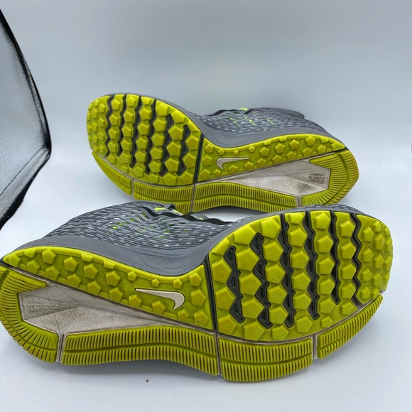 Nike Zoom Winflo 5 Shoes Running Training Sneakers AV8011-011, Men's Size 11 - Picture 5 of 13